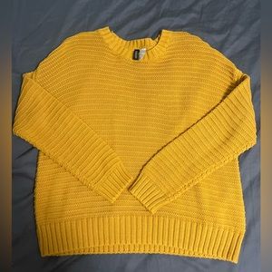 H&M Sweater
